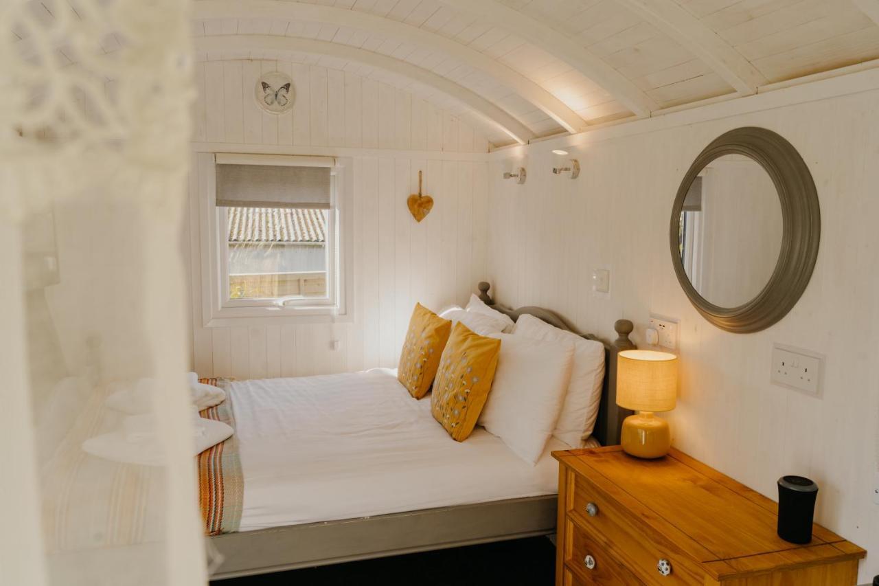 Little England Retreats - Cottage, Yurt And Shepherd Huts Othery Zewnętrze zdjęcie