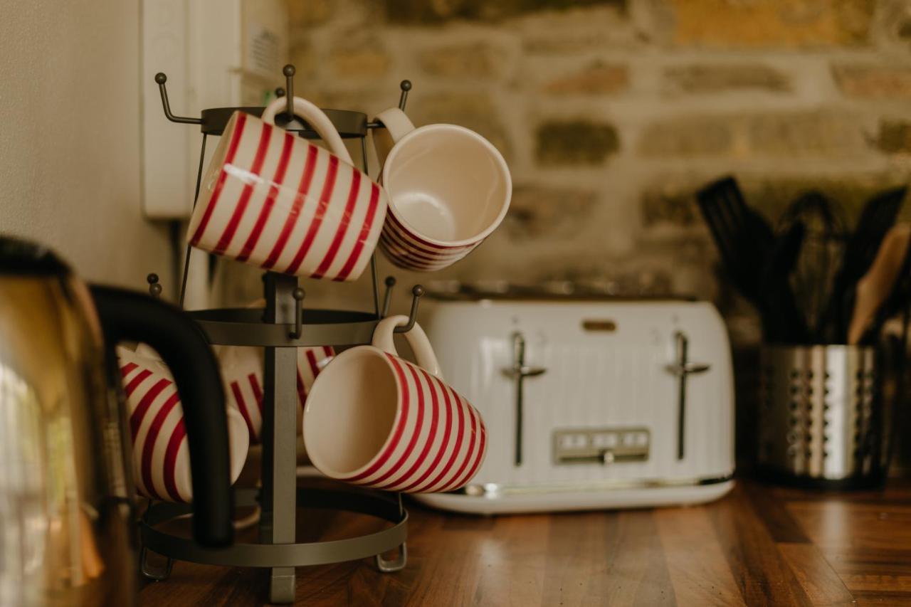 Little England Retreats - Cottage, Yurt And Shepherd Huts Othery Zewnętrze zdjęcie