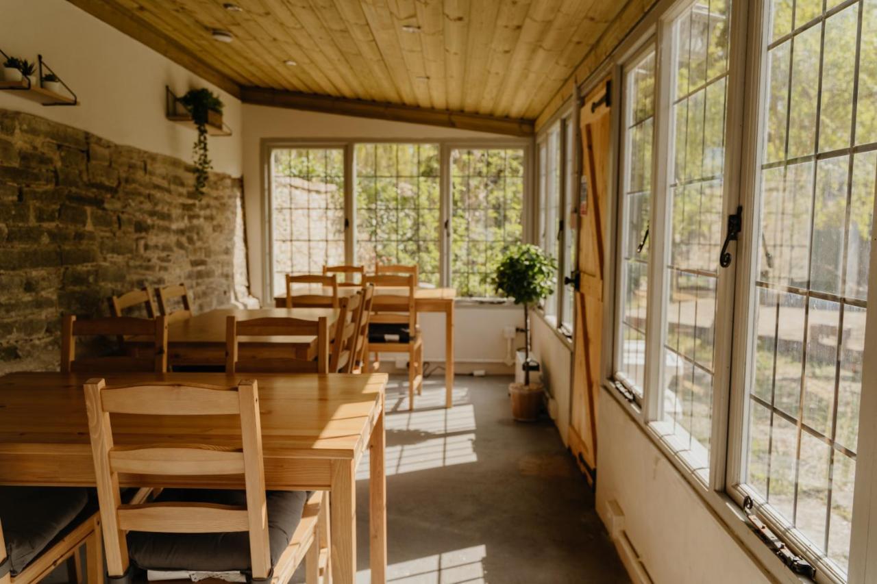 Little England Retreats - Cottage, Yurt And Shepherd Huts Othery Zewnętrze zdjęcie