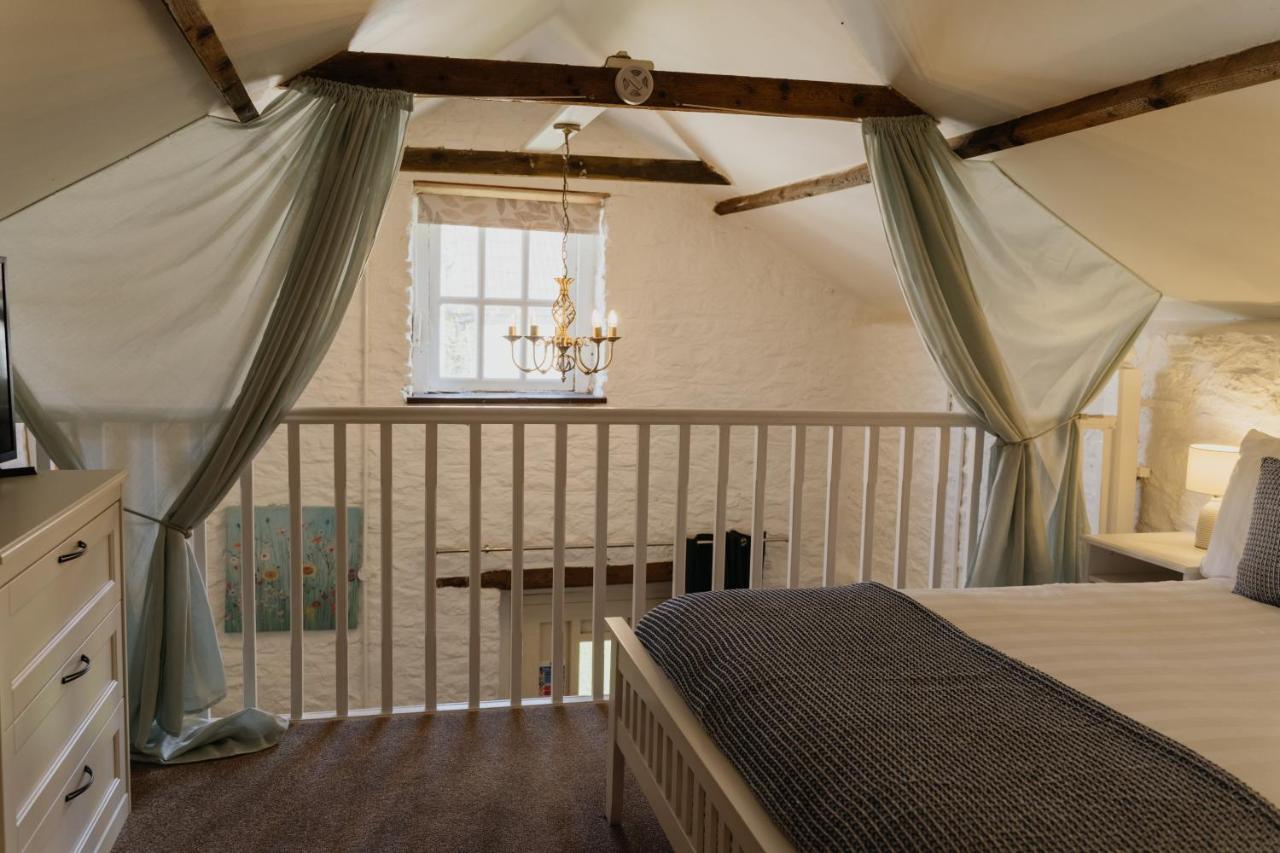 Little England Retreats - Cottage, Yurt And Shepherd Huts Othery Zewnętrze zdjęcie
