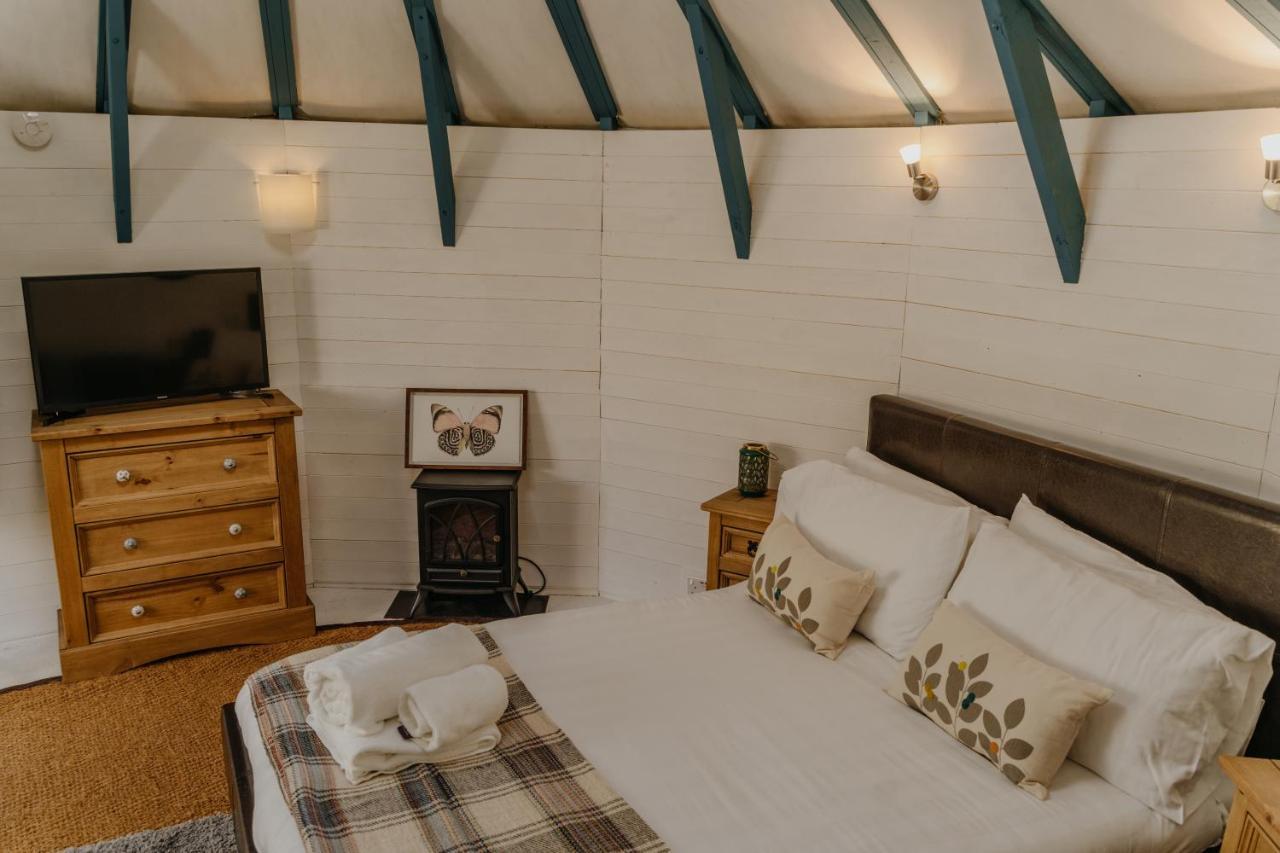 Little England Retreats - Cottage, Yurt And Shepherd Huts Othery Zewnętrze zdjęcie